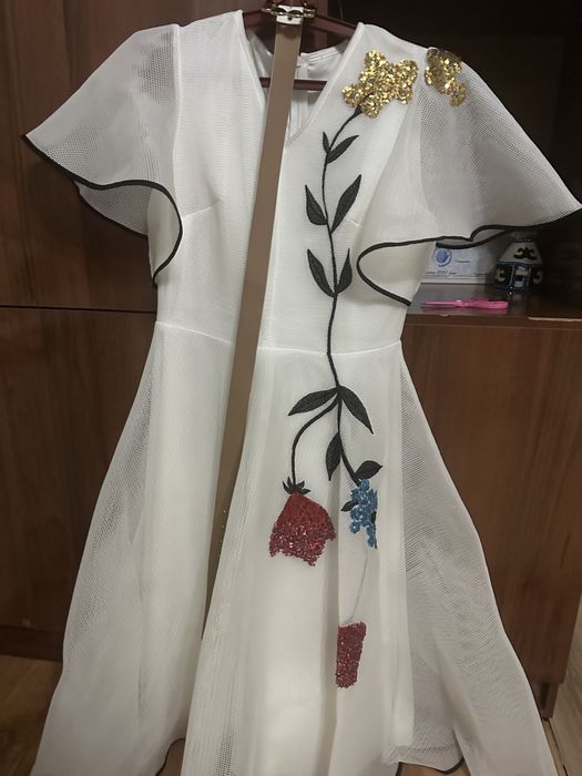 Одежда сатылады