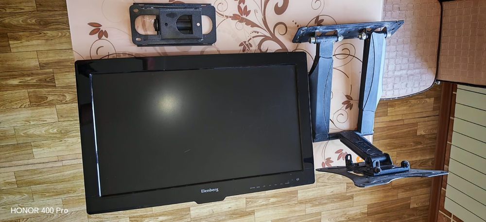 продам телевизор