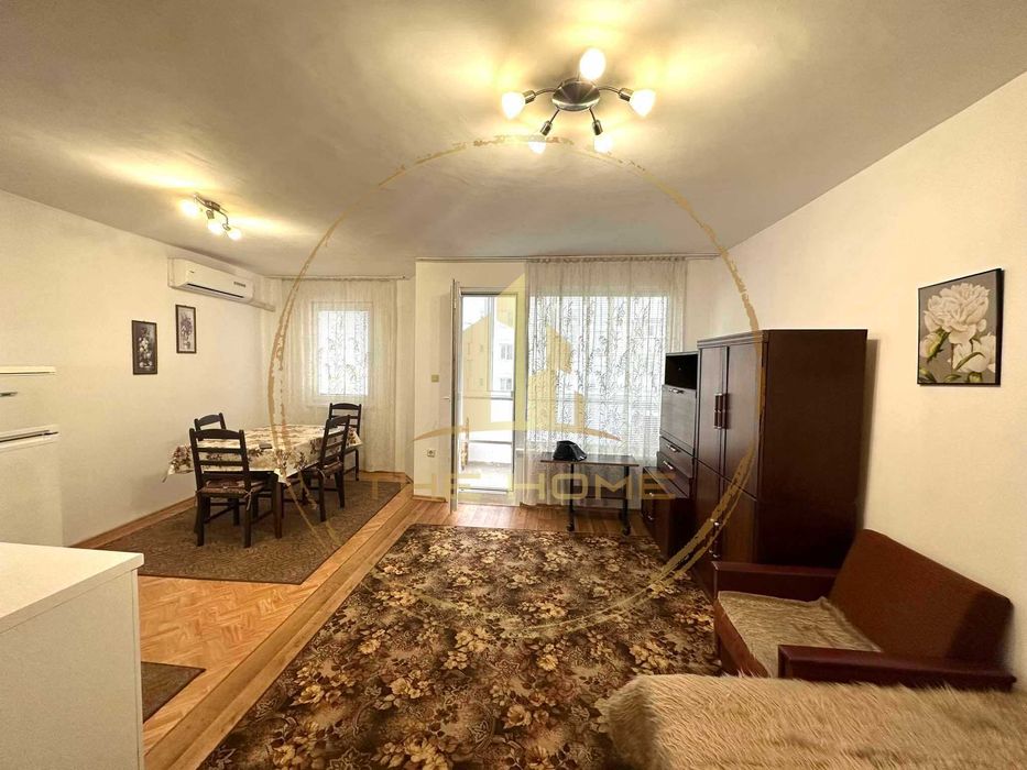 Дава се под наем Двустаен апартамент в Варна, Център - 70 кв.м за 375 € - Снимка #1