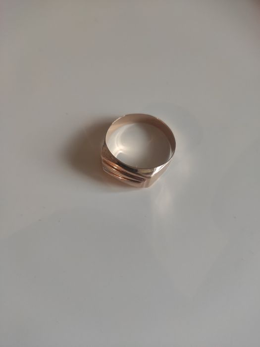 Мужская золотая печатка