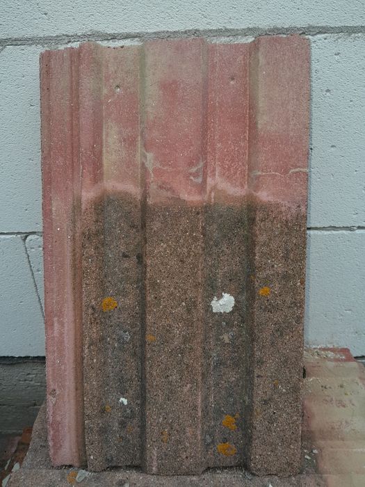 Vând Țigle ( Ciripuri ) din Ciment. 1100 buc.