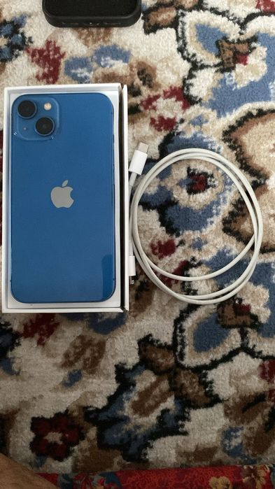 Продам iPhone 13 128gb
