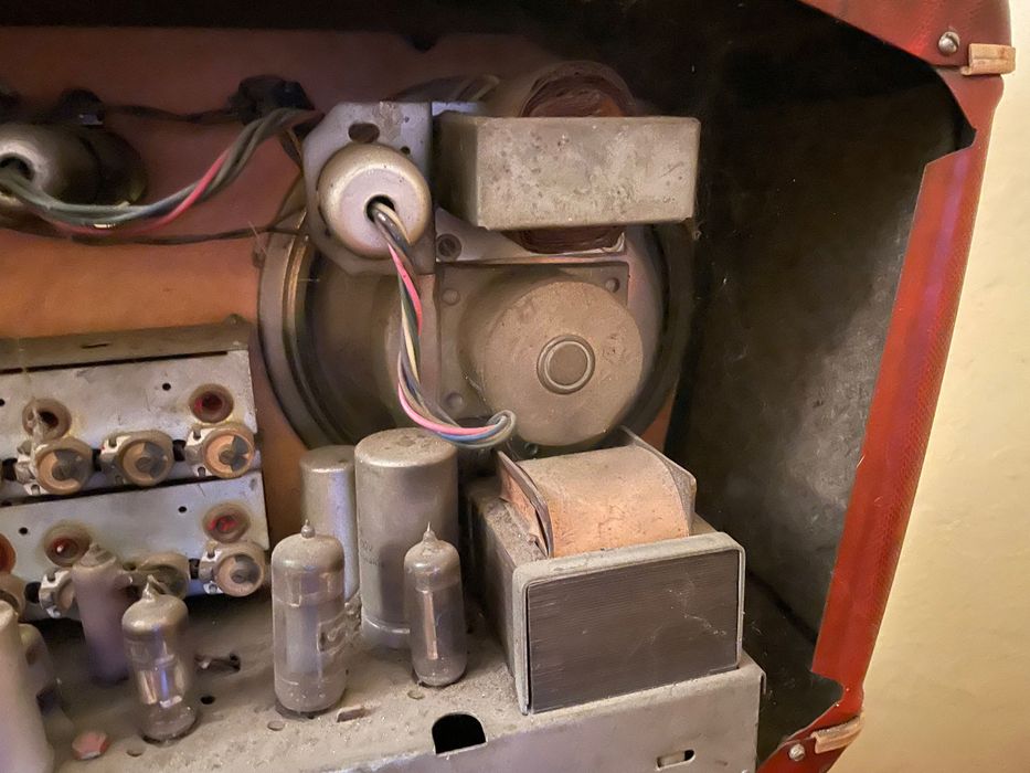 Ретро радио Червена звезда