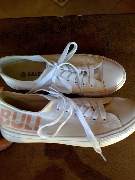 Дамски кецове 3 чифта