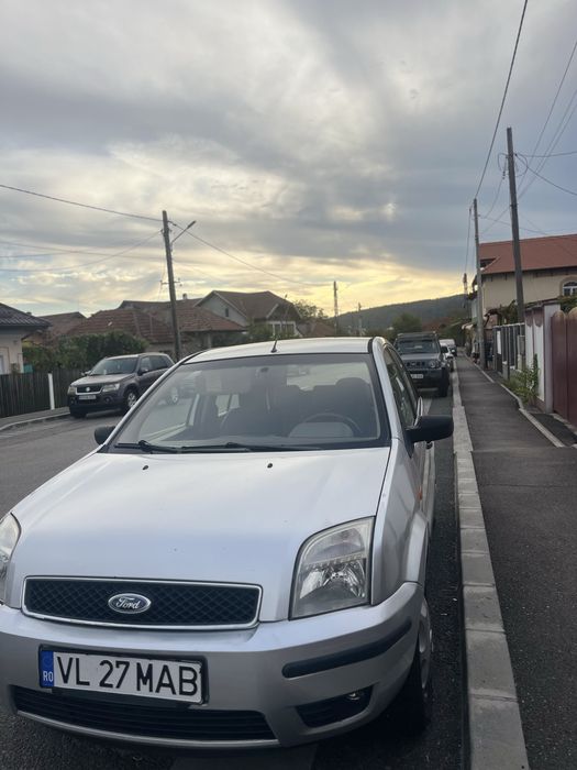FORD Fusion 2003 — imagine 2