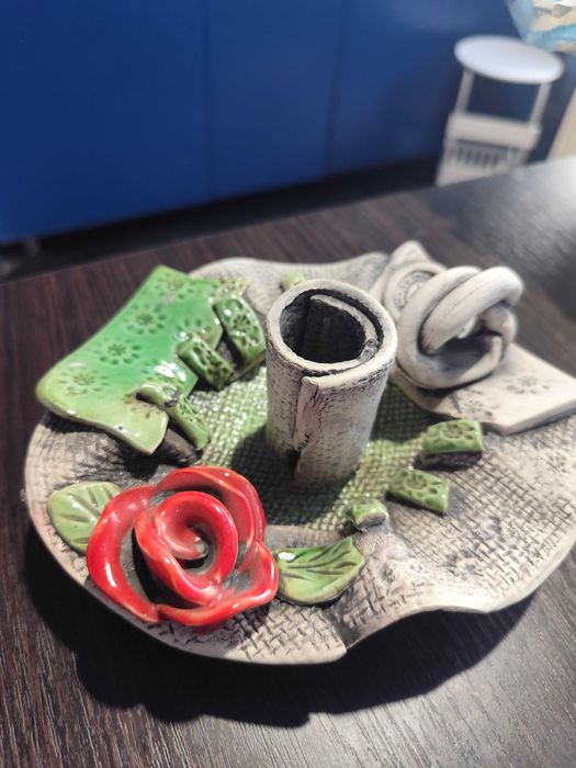 Красив сервиз ръчна изработка