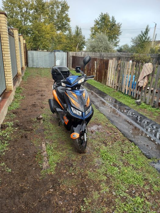 В продаже скутер Nomad 700