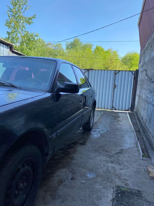 Продам Ауди 100