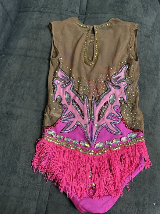 Продается купальник для художественной гимнастики!!