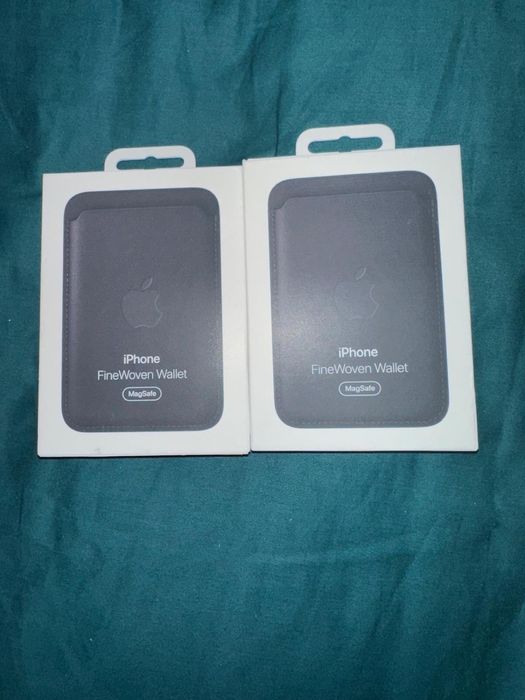 Huse Originale  17 Pro Max, 17 Pro Dual, USB, FineVoven Wallet