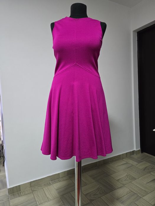 Rochie superba fucsia, model clos, feminină;