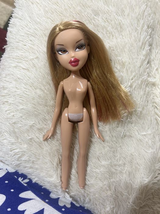 Продаю куклу братц