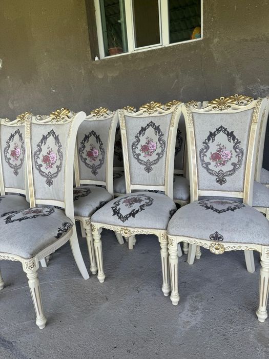 Стулья для гостиной