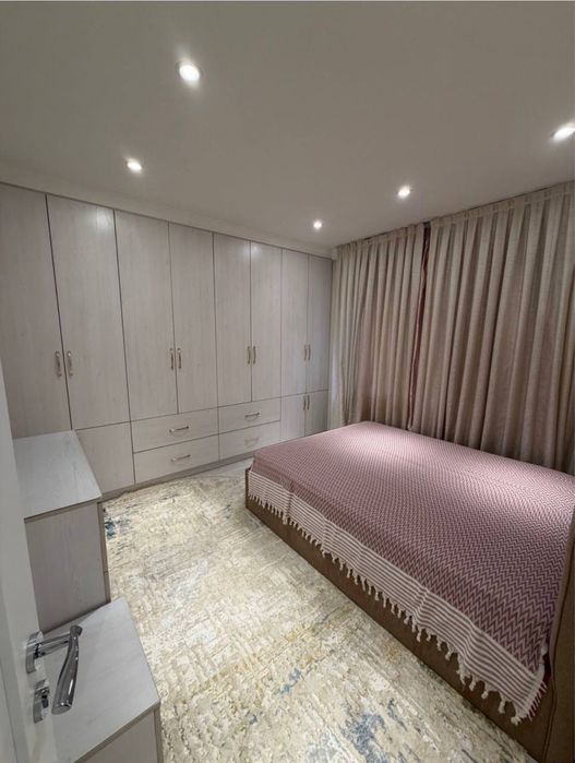 Сдается квартира на Эльбека магазин виноград