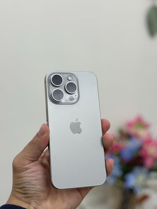 Iphone 15 pro с гаранти