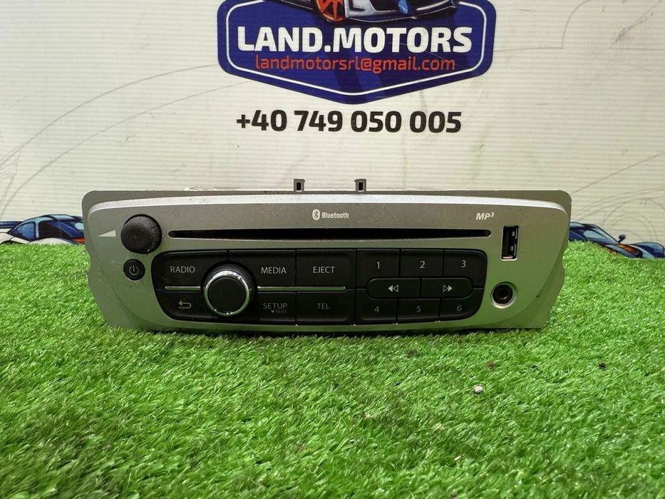 RADIO CD PLAYER RENAULT MEGANE III B95 1.6 DIESEL 2014 COD OEM 281159184R 2008-2016