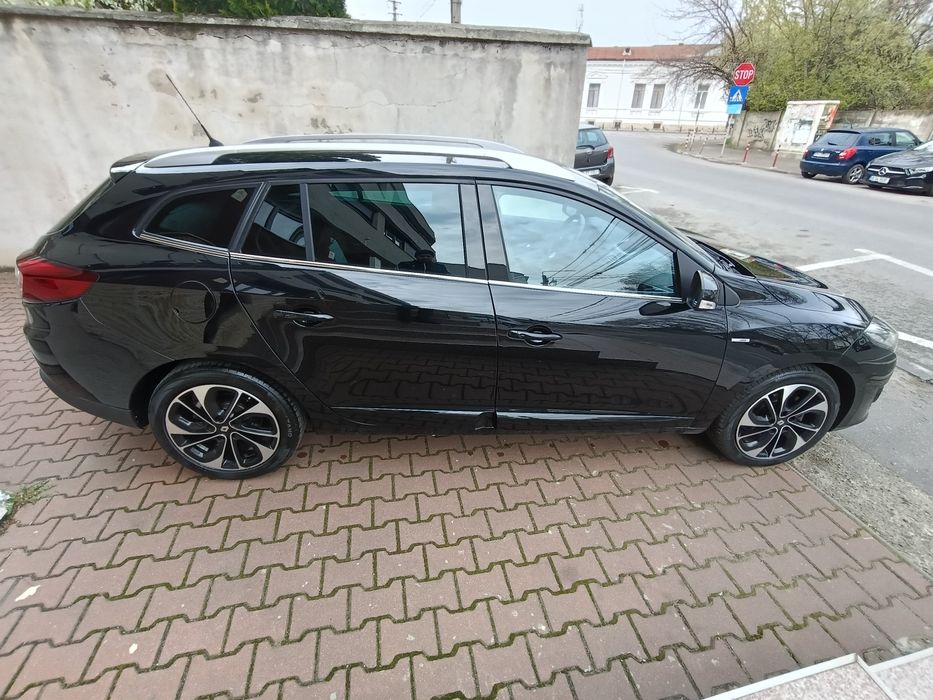 Renault Megane Bose Edition/ 1.5 DCI / Led / R-link / 2016 / Euro 6