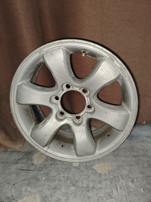 Диск колесный R17 продам