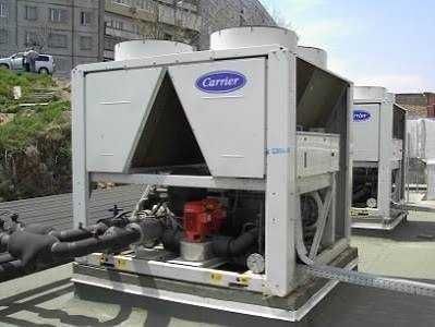 Чиллер 30RBS-070C0165-PE (67 kW) — высокопроизводительный чиллер