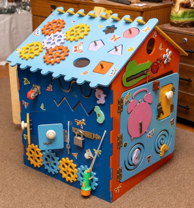 Бизиборд. Продаётся