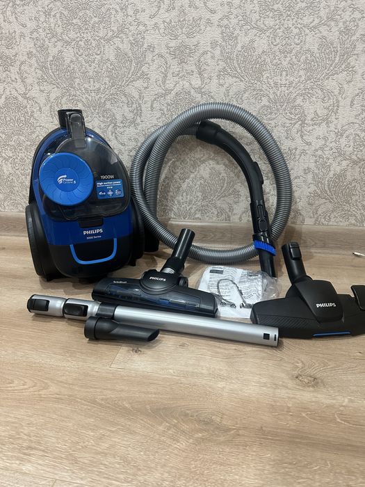 пылесос Philips новый