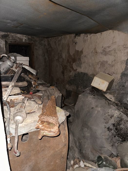 Гараж на 29кв за трактиром