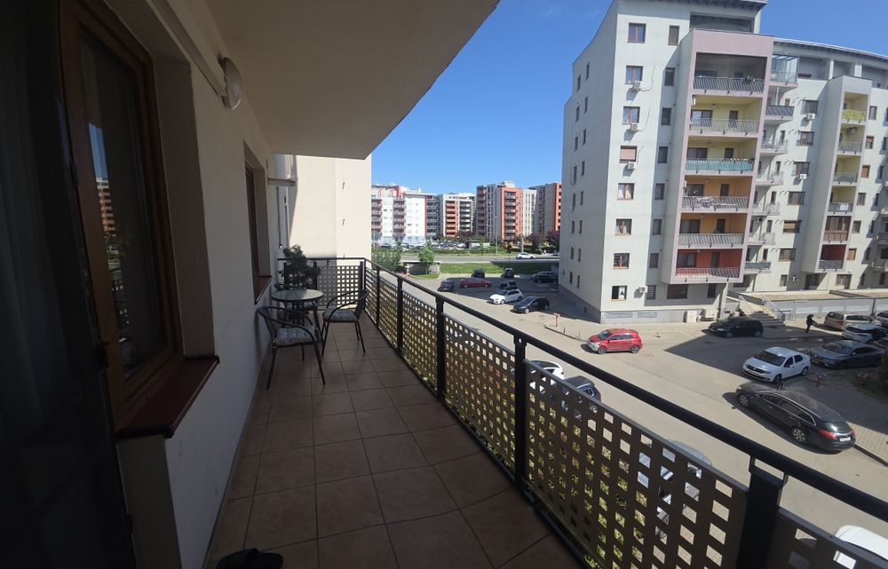 Apartament cu 3 camere Torontalului de inchiriat