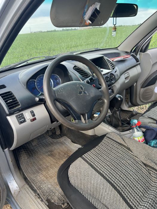Mitsubishi l200 de vanzare