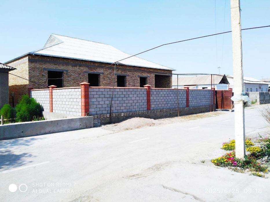 Rus pornosida mushuk yalaydi