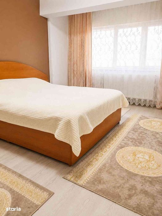 Inchiriez apartament 3 camere