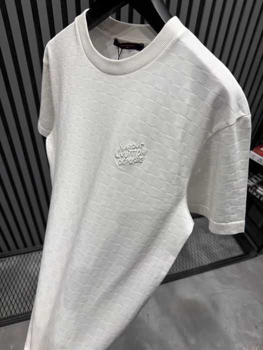 Мъжки тениски различни модели