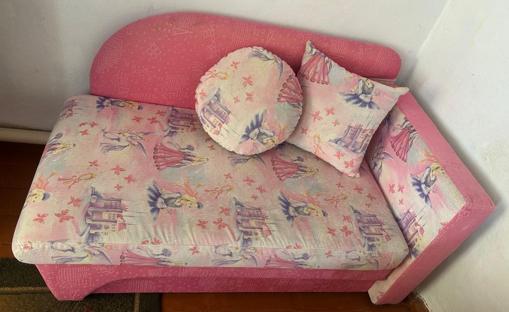 Продам диван детский