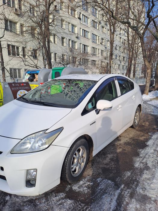 Toyota prius gpl nou