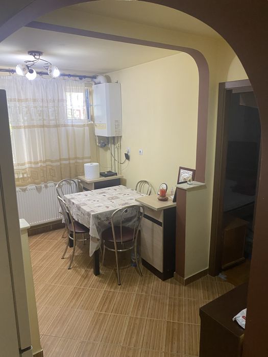 Vând Apartament  2 camere Aleea Trandafirilor