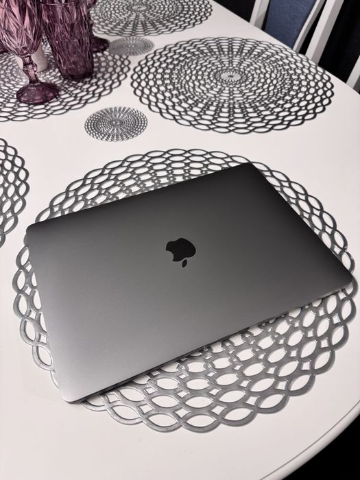 Vand Macbook Pro 2019 Touchbar