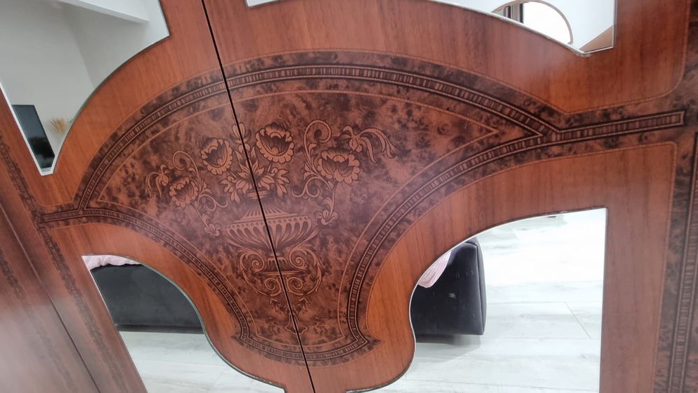 Итальянский шкаф