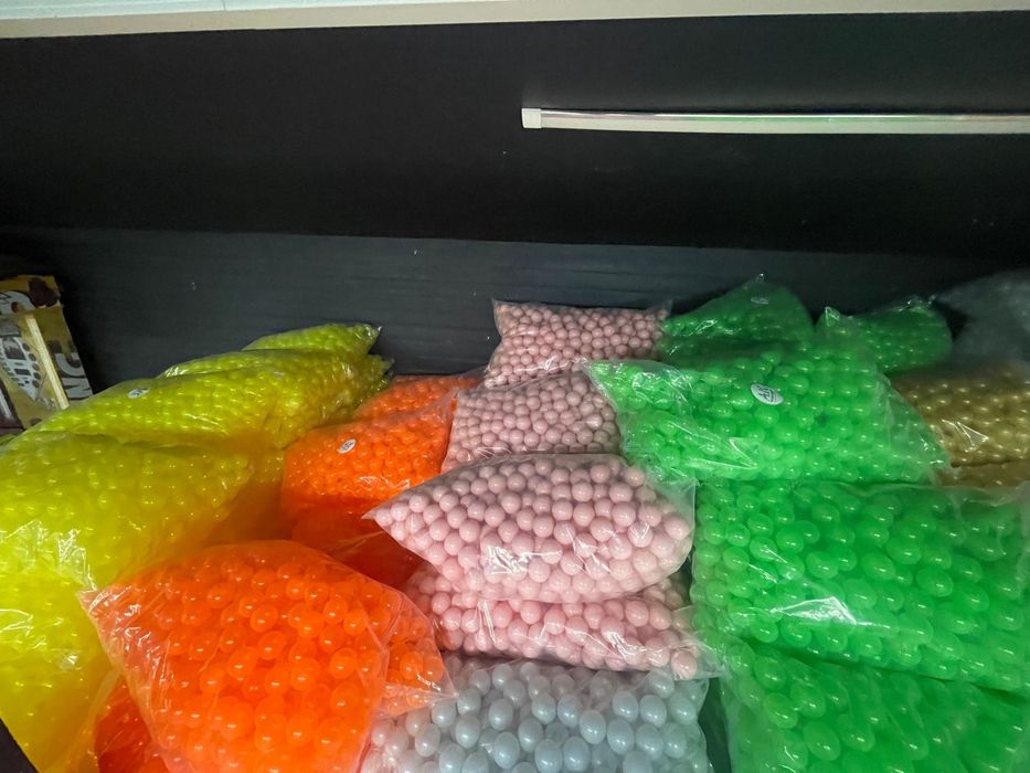 Цветни пластмасови топки за игра - 7см