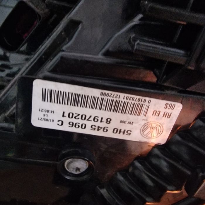 VW GOLF 8 Led 2023 десен стоп