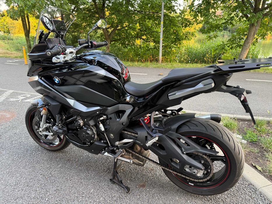 BMW S1000XR Triple Black