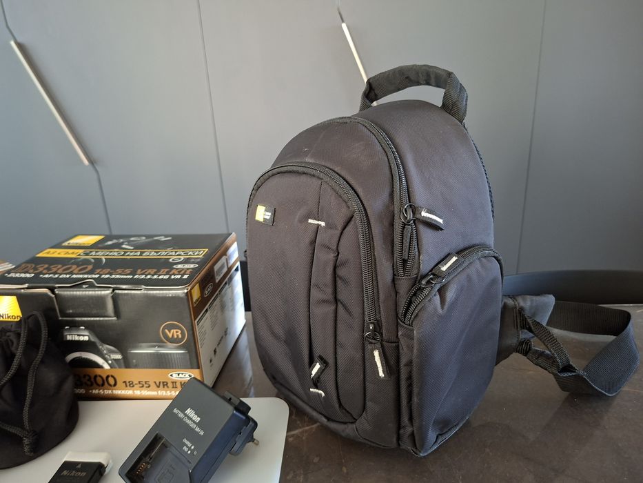 Продавам NIKON D3300 + 2 обектива + чанта + аксесоари