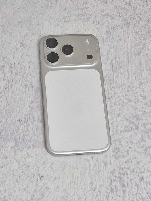 IPhone 17 Pro (e-sim) Уральск 0704 лот 108/6109