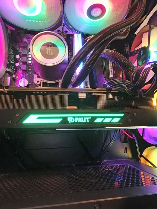 Мощен геймърски компютър