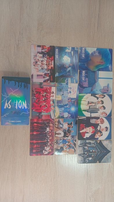 ломо карты k-pop: (stray kids), (G-IDLE)