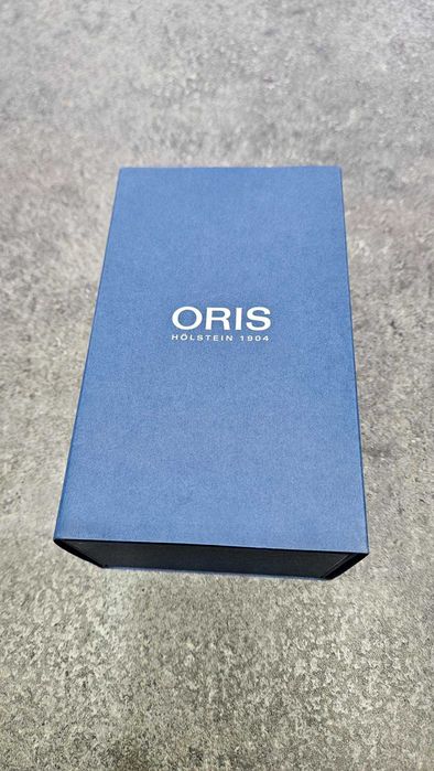 Oris Aquis Date Calibre 400-2 Automatic ЧИСТО НОВ