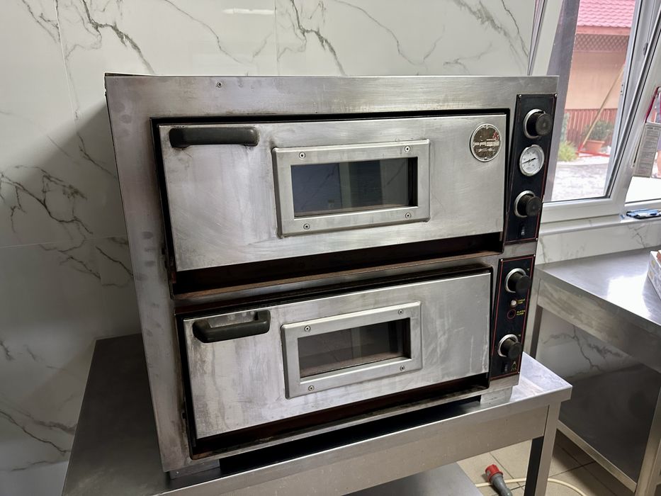 Cuptor 8 pizza trifazic, utilizat, functional