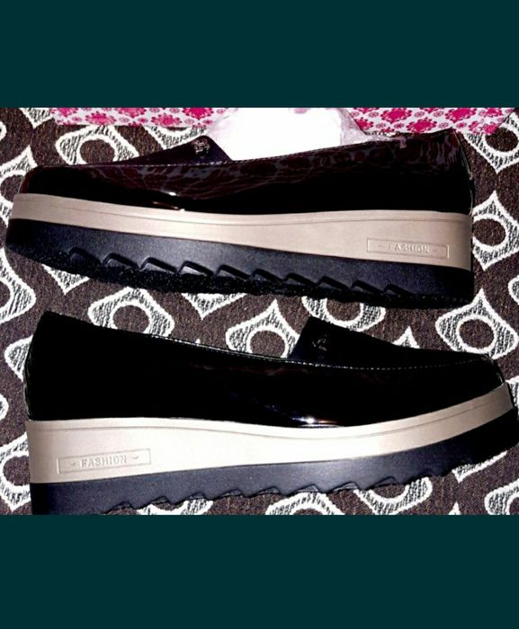 Туфли 8000 тенге