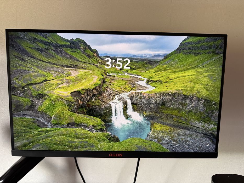 PC Gaming + Monitor Gaming 27 inch