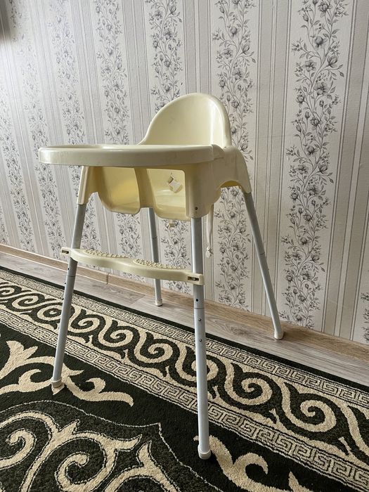 Детский стул для кормления