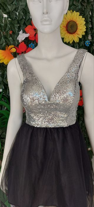 сияеща блестяща рокля с камъни различни модели