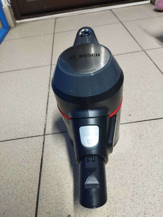 Aspirator vertical 2in1 BOSCH Unlimited 7